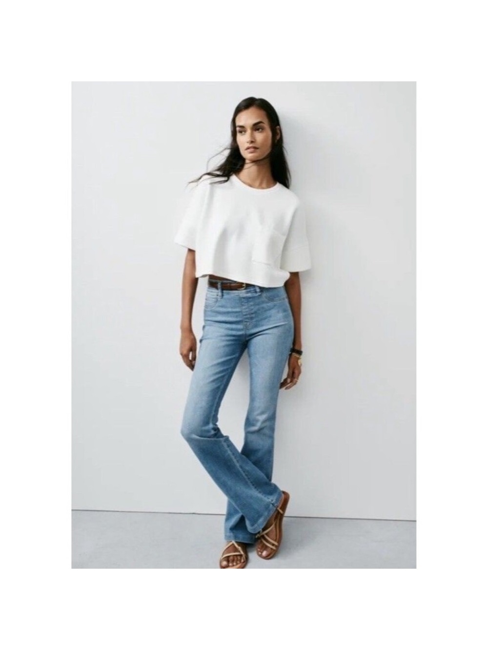 NWT SPANX Women Flare Jeans Stonewashed Blue Pull On Stretch 20960R M - Picture 2 of 9